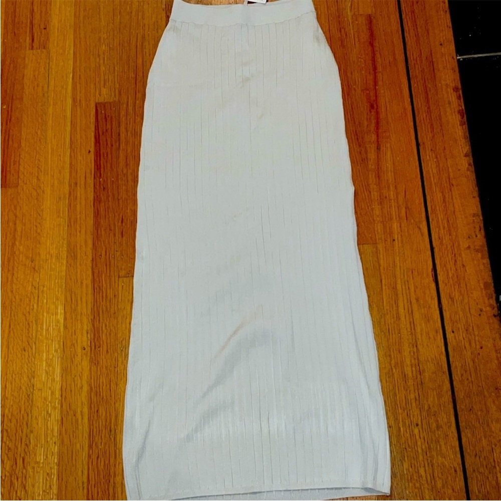 Free people body-con beige skirt